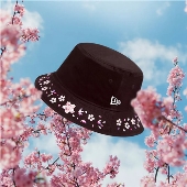 New Era x Swarovski 的樱花系列帽饰